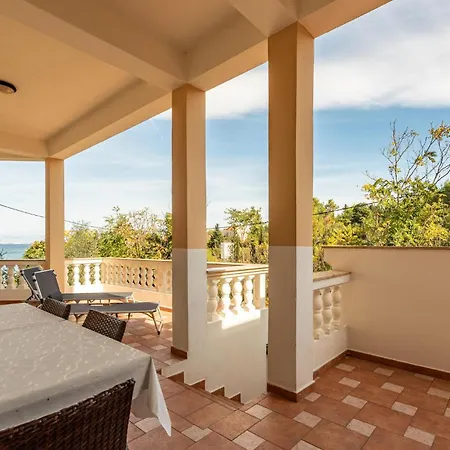 1 Bedroom Stunning In Lukoran