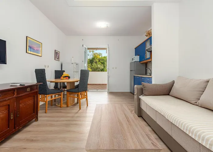 شقة 1 Bedroom Stunning In Lukoran