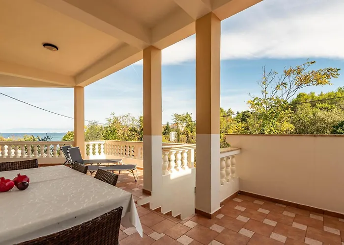 1 Bedroom Stunning In Lukoran